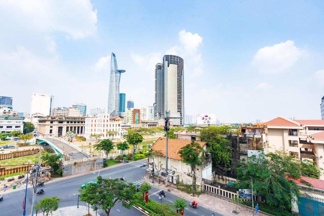 Apartment Saigon Royal For 30 Nights 1 Bedroom Stunning View In Center