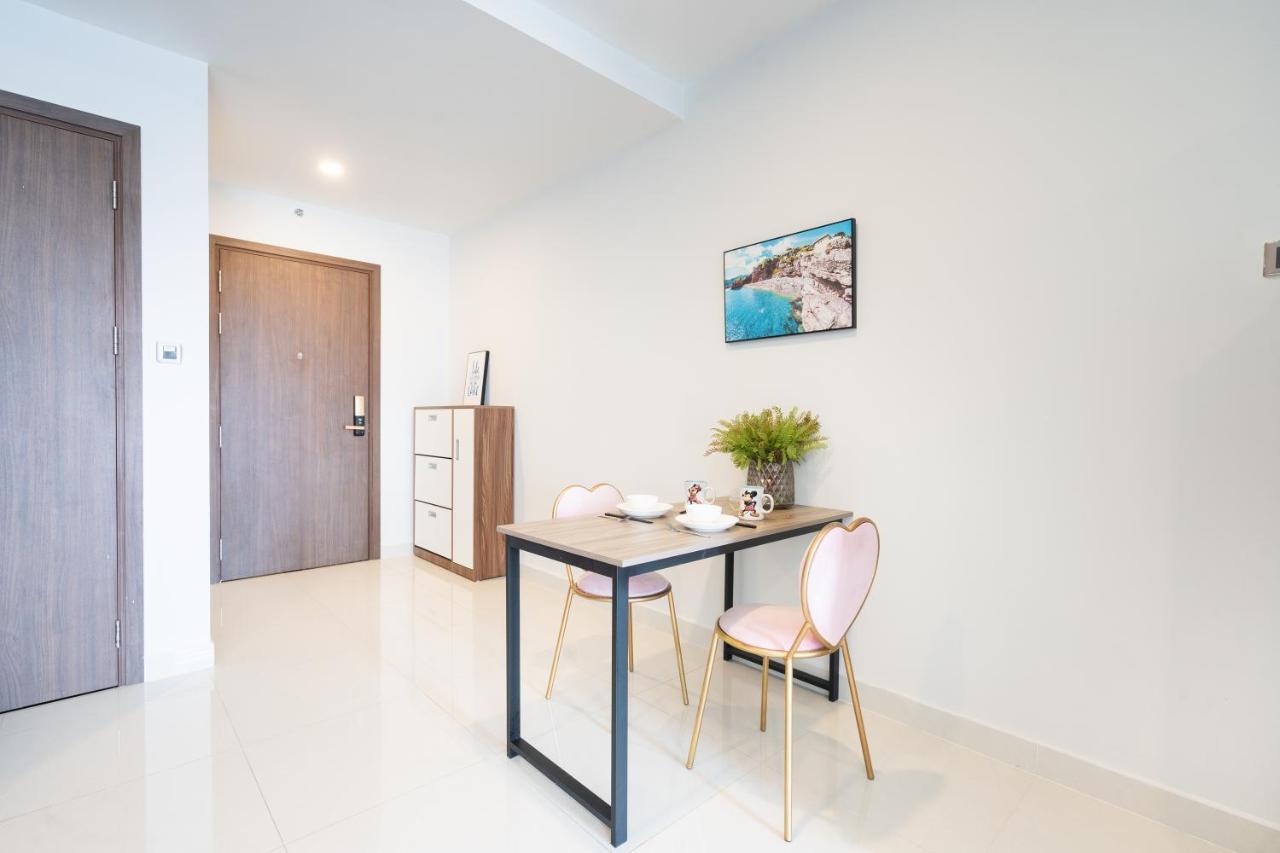 Apartment Saigon Royal For 30 Nights 1 Bedroom Stunning View In Center *